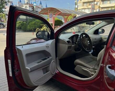 Красный Додж Калибер, объемом двигателя 1.97 л и пробегом 239 тыс. км за 6500 $, фото 9 на Automoto.ua