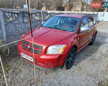 Красный Додж Калибер, объемом двигателя 1.97 л и пробегом 278 тыс. км за 5100 $, фото 3 на Automoto.ua