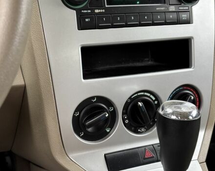 Красный Додж Калибер, объемом двигателя 2 л и пробегом 257 тыс. км за 5750 $, фото 15 на Automoto.ua