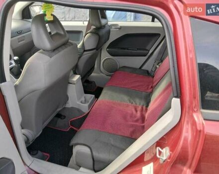 Красный Додж Калибер, объемом двигателя 1.97 л и пробегом 278 тыс. км за 5100 $, фото 5 на Automoto.ua