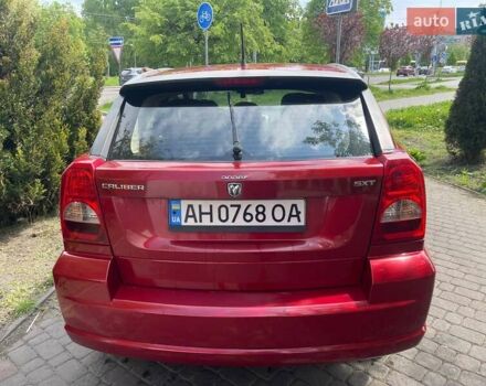 Красный Додж Калибер, объемом двигателя 2 л и пробегом 192 тыс. км за 6600 $, фото 6 на Automoto.ua