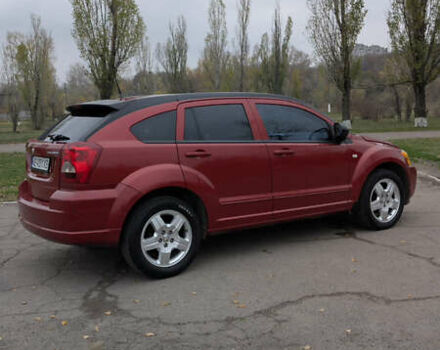 Красный Додж Калибер, объемом двигателя 2 л и пробегом 205 тыс. км за 7800 $, фото 4 на Automoto.ua