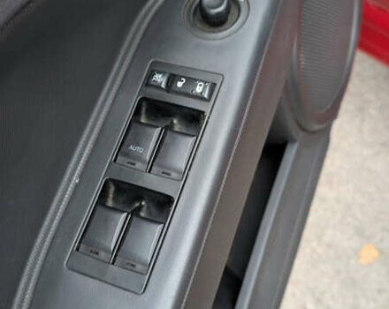 Красный Додж Калибер, объемом двигателя 2 л и пробегом 205 тыс. км за 7800 $, фото 15 на Automoto.ua