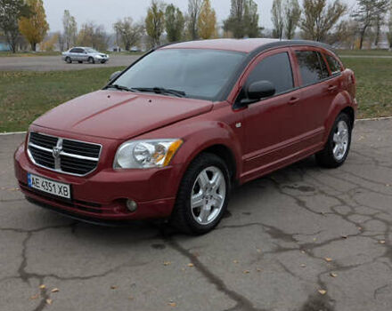Красный Додж Калибер, объемом двигателя 2 л и пробегом 205 тыс. км за 7800 $, фото 2 на Automoto.ua