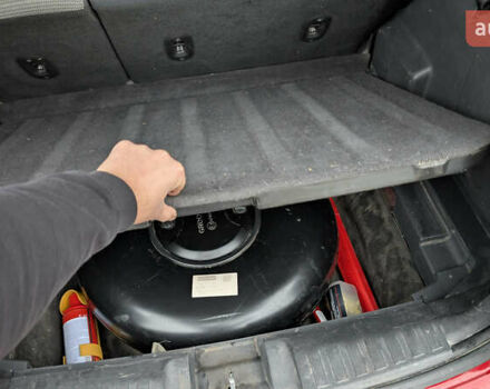 Красный Додж Калибер, объемом двигателя 2 л и пробегом 205 тыс. км за 7800 $, фото 25 на Automoto.ua