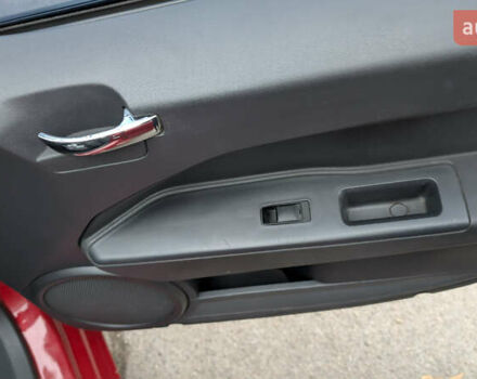 Красный Додж Калибер, объемом двигателя 2 л и пробегом 205 тыс. км за 7800 $, фото 34 на Automoto.ua