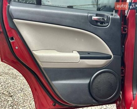 Красный Додж Калибер, объемом двигателя 2 л и пробегом 219 тыс. км за 7400 $, фото 25 на Automoto.ua