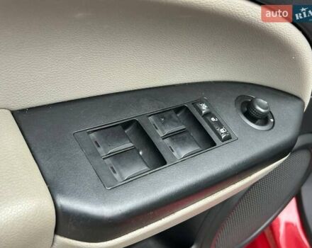 Красный Додж Калибер, объемом двигателя 2 л и пробегом 219 тыс. км за 7400 $, фото 10 на Automoto.ua