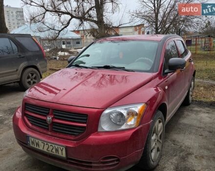 Красный Додж Калибер, объемом двигателя 2 л и пробегом 300 тыс. км за 3000 $, фото 1 на Automoto.ua