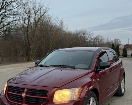Красный Додж Калибер, объемом двигателя 2 л и пробегом 237 тыс. км за 3850 $, фото 1 на Automoto.ua