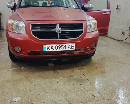 Красный Додж Калибер, объемом двигателя 2 л и пробегом 356 тыс. км за 8000 $, фото 1 на Automoto.ua