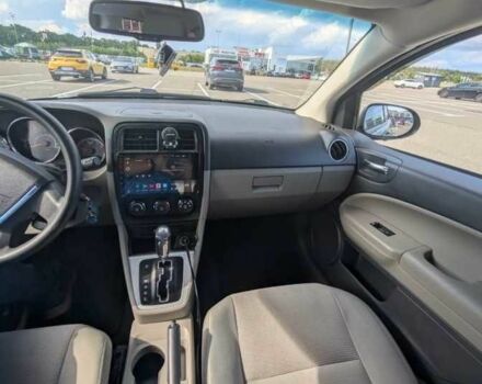 Серый Додж Калибер, объемом двигателя 2 л и пробегом 177 тыс. км за 7700 $, фото 7 на Automoto.ua