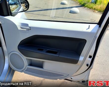 Сірий Додж Caliber, об'ємом двигуна 1.8 л та пробігом 238 тис. км за 6300 $, фото 12 на Automoto.ua