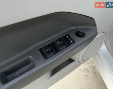 Серый Додж Калибер, объемом двигателя 2 л и пробегом 210 тыс. км за 4400 $, фото 17 на Automoto.ua