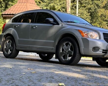 Серый Додж Калибер, объемом двигателя 2.4 л и пробегом 160 тыс. км за 7100 $, фото 7 на Automoto.ua