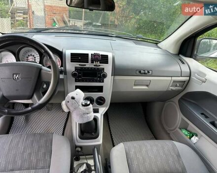 Сірий Додж Caliber, об'ємом двигуна 2 л та пробігом 270 тис. км за 5000 $, фото 4 на Automoto.ua
