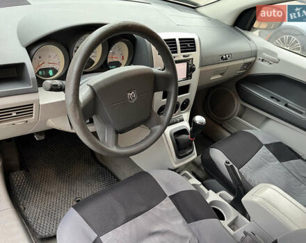 Серый Додж Калибер, объемом двигателя 1.8 л и пробегом 331 тыс. км за 4200 $, фото 11 на Automoto.ua