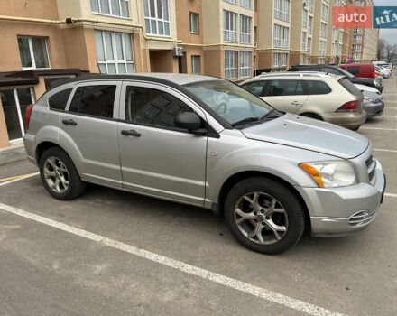 Серый Додж Калибер, объемом двигателя 1.8 л и пробегом 331 тыс. км за 4200 $, фото 4 на Automoto.ua