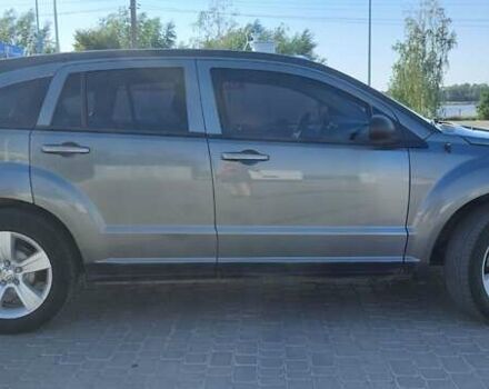 Серый Додж Калибер, объемом двигателя 2 л и пробегом 289 тыс. км за 6900 $, фото 1 на Automoto.ua