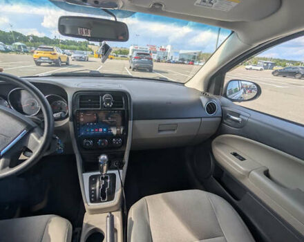 Сірий Додж Caliber, об'ємом двигуна 2 л та пробігом 177 тис. км за 7900 $, фото 10 на Automoto.ua