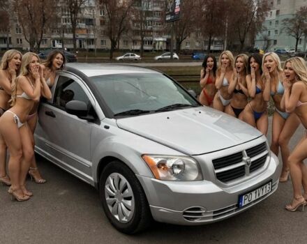 Серый Додж Калибер, объемом двигателя 2 л и пробегом 296 тыс. км за 3100 $, фото 1 на Automoto.ua