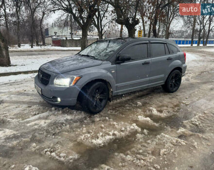 Серый Додж Калибер, объемом двигателя 2 л и пробегом 268 тыс. км за 6400 $, фото 1 на Automoto.ua