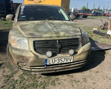 Зеленый Додж Калибер, объемом двигателя 2 л и пробегом 100 тыс. км за 3200 $, фото 1 на Automoto.ua