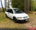 Білий Додж Caravan, об'ємом двигуна 2.5 л та пробігом 248 тис. км за 2700 $, фото 1 на Automoto.ua