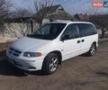 Білий Додж Caravan, об'ємом двигуна 3.3 л та пробігом 111 тис. км за 3500 $, фото 1 на Automoto.ua