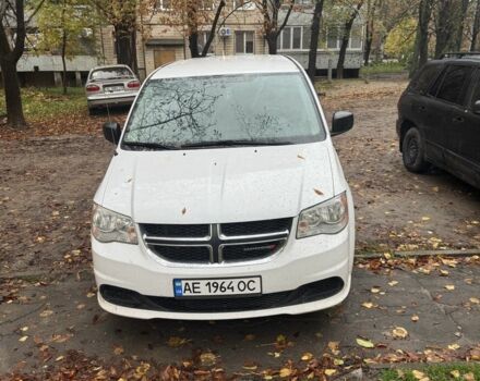 Белый Додж Караван, объемом двигателя 3.6 л и пробегом 250 тыс. км за 12000 $, фото 1 на Automoto.ua