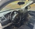 Белый Додж Караван, объемом двигателя 3.6 л и пробегом 250 тыс. км за 12000 $, фото 3 на Automoto.ua