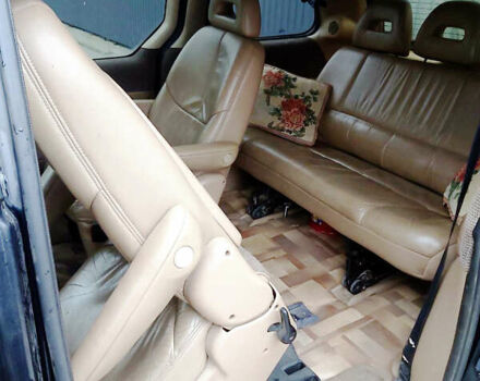 Черный Додж Караван, объемом двигателя 2.5 л и пробегом 515 тыс. км за 3900 $, фото 9 на Automoto.ua