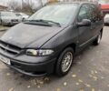 Черный Додж Караван, объемом двигателя 2.5 л и пробегом 400 тыс. км за 2300 $, фото 1 на Automoto.ua