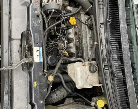 Черный Додж Караван, объемом двигателя 2.5 л и пробегом 400 тыс. км за 2300 $, фото 6 на Automoto.ua