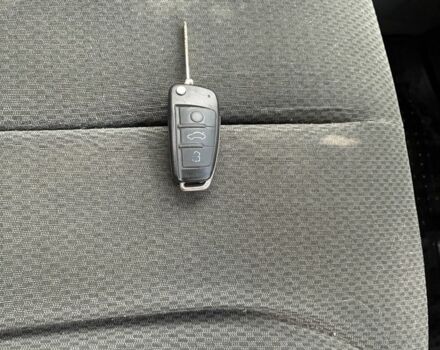 Черный Додж Караван, объемом двигателя 2.5 л и пробегом 393 тыс. км за 4000 $, фото 11 на Automoto.ua