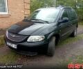 Черный Додж Караван, объемом двигателя 2.5 л и пробегом 316 тыс. км за 5000 $, фото 1 на Automoto.ua