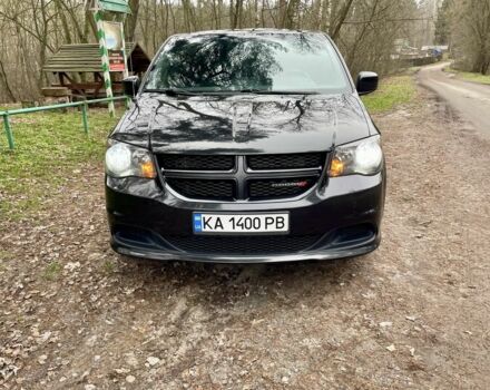 Чорний Додж Caravan, об'ємом двигуна 3.6 л та пробігом 129 тис. км за 13700 $, фото 1 на Automoto.ua