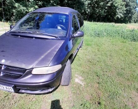 Черный Додж Караван, объемом двигателя 2.5 л и пробегом 431 тыс. км за 2500 $, фото 1 на Automoto.ua