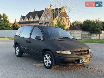 Додж Караван 2000 в Киеве на Automoto.ua Черный Додж Караван, объемом двигателя 2.5 л и пробегом 415 тыс. км за 2900 $, фото 1 на Automoto.ua