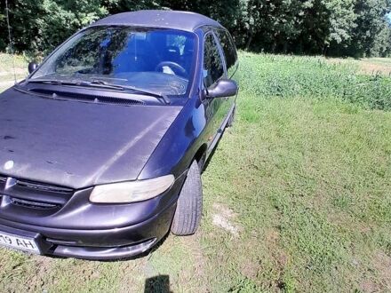 Чорний Додж Caravan, об'ємом двигуна 2.5 л та пробігом 431 тис. км за 2700 $, фото 1 на Automoto.ua