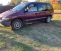 Червоний Додж Caravan, об'ємом двигуна 3 л та пробігом 200 тис. км за 3500 $, фото 1 на Automoto.ua