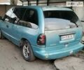 Додж Караван, объемом двигателя 3 л и пробегом 300 тыс. км за 2000 $, фото 2 на Automoto.ua