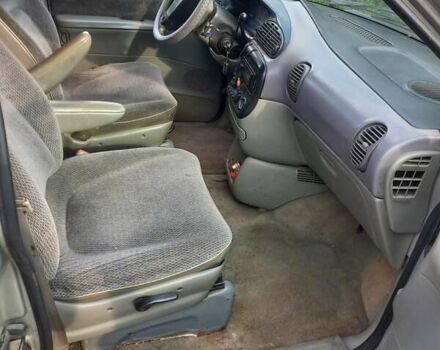 Додж Караван 1996 в Дрогобыче на Automoto.ua Серый Додж Караван, объемом двигателя 2.97 л и пробегом 200 тыс. км за 850 $, фото 12 на Automoto.ua