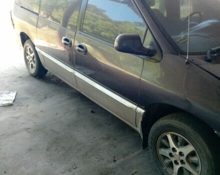 Сірий Додж Caravan, об'ємом двигуна 0 л та пробігом 250 тис. км за 1500 $, фото 3 на Automoto.ua