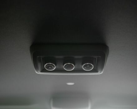 Серый Додж Караван, объемом двигателя 3.6 л и пробегом 340 тыс. км за 13300 $, фото 10 на Automoto.ua