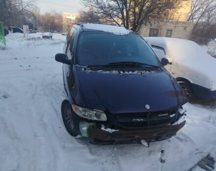 Серый Додж Караван, объемом двигателя 0 л и пробегом 415 тыс. км за 2500 $, фото 1 на Automoto.ua