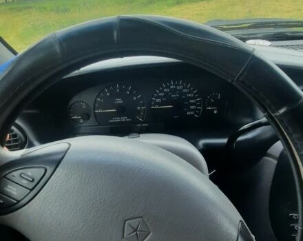 Синий Додж Караван, объемом двигателя 3.3 л и пробегом 350 тыс. км за 4500 $, фото 5 на Automoto.ua