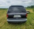 Синий Додж Караван, объемом двигателя 3.3 л и пробегом 350 тыс. км за 4500 $, фото 4 на Automoto.ua