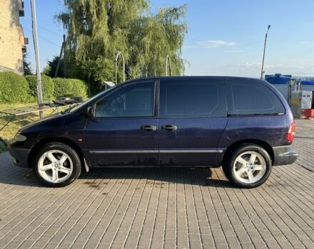 Синий Додж Караван, объемом двигателя 2.4 л и пробегом 312 тыс. км за 2800 $, фото 4 на Automoto.ua