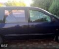 Синий Додж Караван, объемом двигателя 2.5 л и пробегом 330 тыс. км за 2300 $, фото 1 на Automoto.ua
